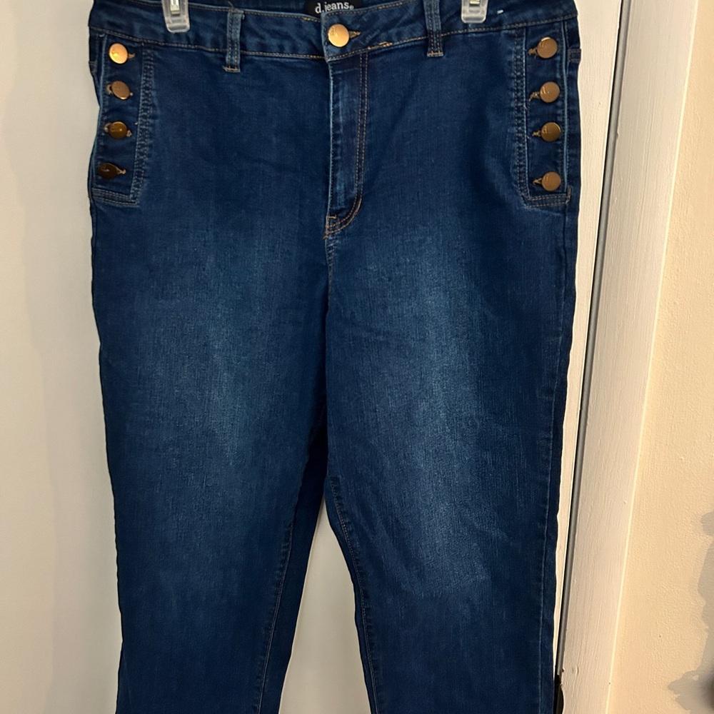 D. Jeans Straight Leg 14